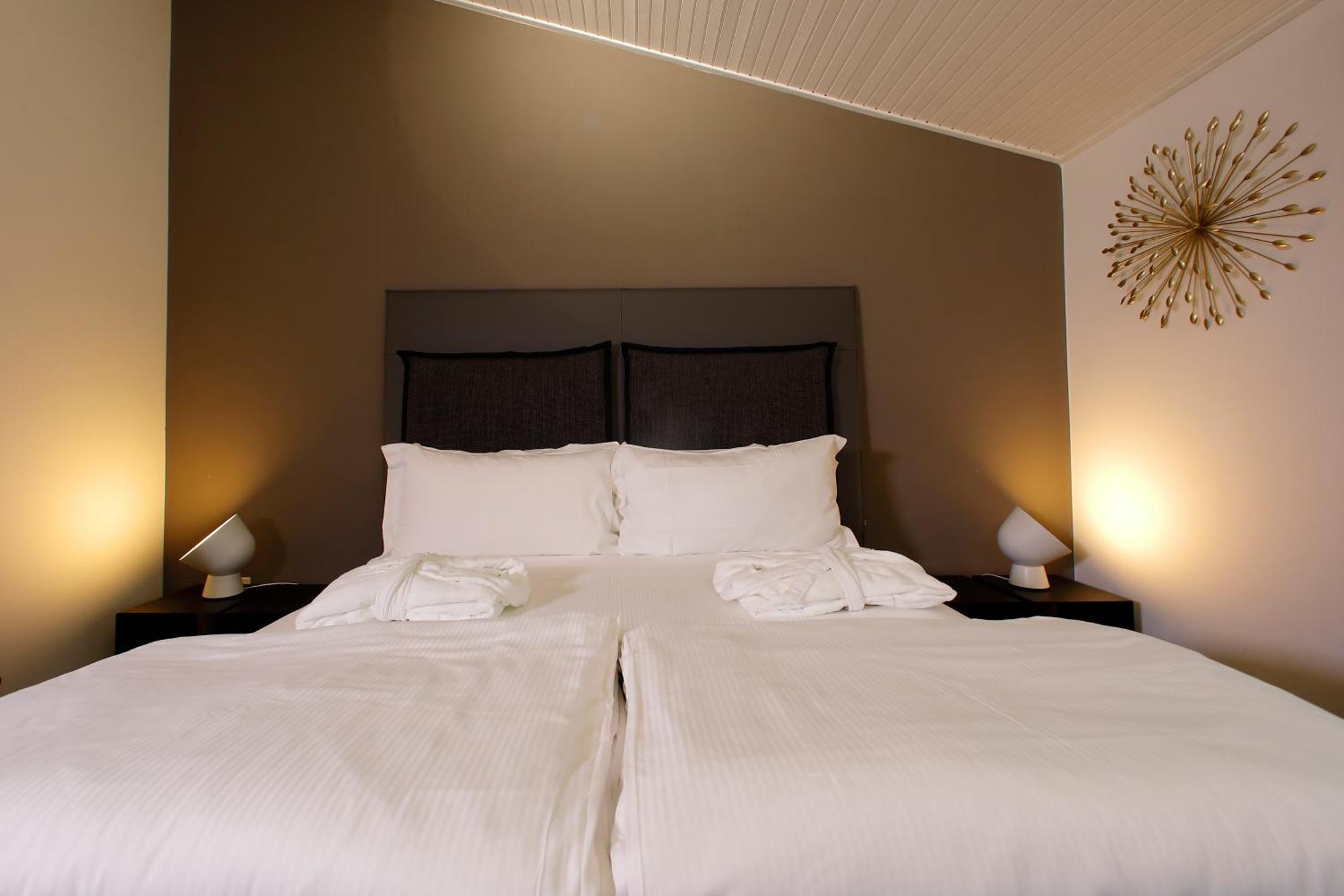 Extra Urbano - Lago Di Garda - Adults Only Понті-суль-Мінчіо Екстер'єр фото