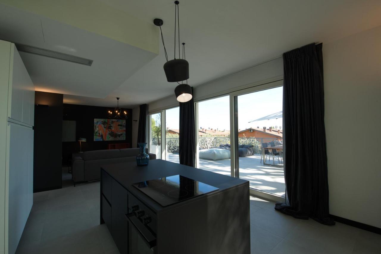 Extra Urbano - Lago Di Garda - Adults Only Понті-суль-Мінчіо Екстер'єр фото